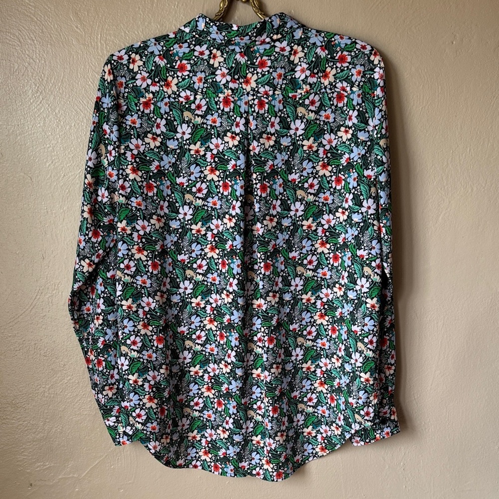 On 34th Floral Zebra Button-up Blouse Size Medium - Picture 4 of 5